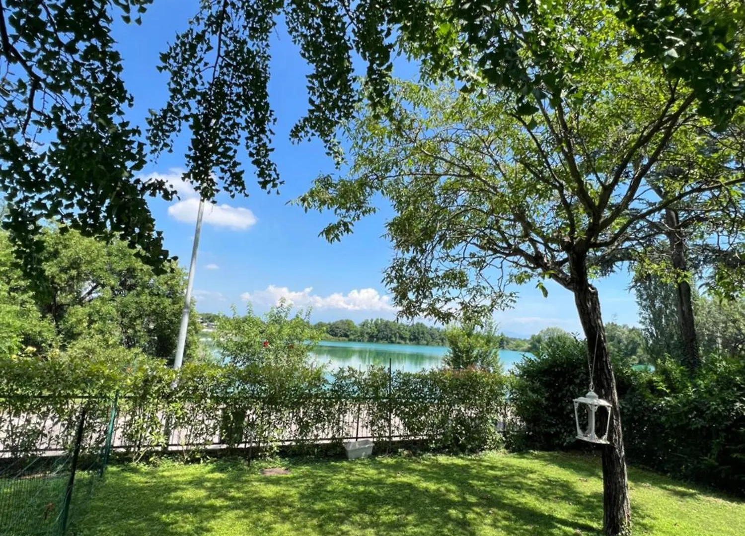 The Little Lake Verona Villa Bovo